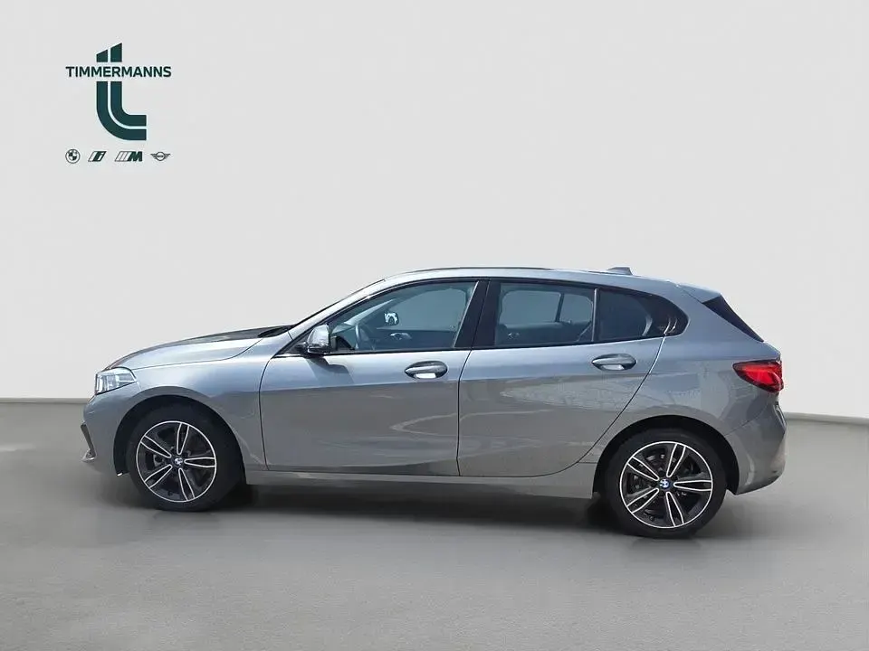 Gebraucht BMW 118 Shadowline 136 PS (100 kW) 2022 Grau Kleinwagen