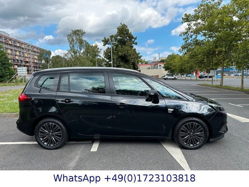 Schwarz Gebraucht 2019 Opel Zafira Life Van / Kleinbus | 12.495 € (Fairer Preis) - Bild 1/4