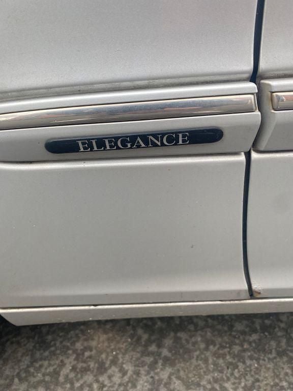 Gebraucht Mercedes 180 Elegance 133 PS (97 kW) 2001 Silber Limousine