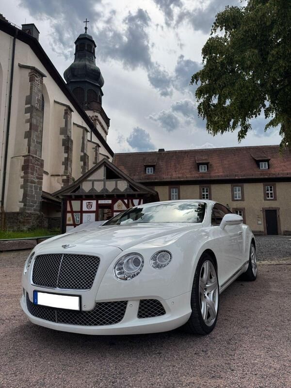 Weiß Gebraucht 2011 Bentley Continental GT Mulliner Coupé | 67.850 € (Teuer) - Bild 1/4