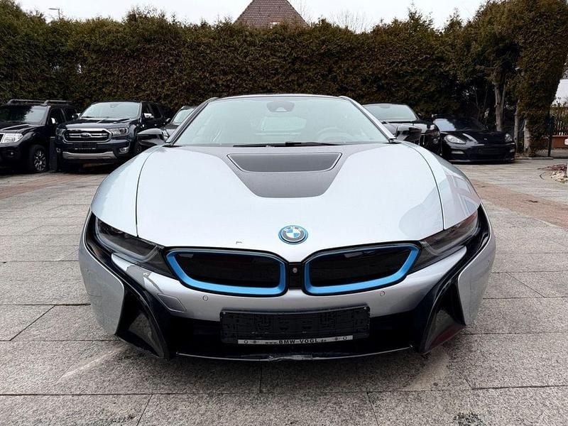 Gebraucht BMW i8 Performance 362 PS (266 kW) 2019 Silber Coupé
