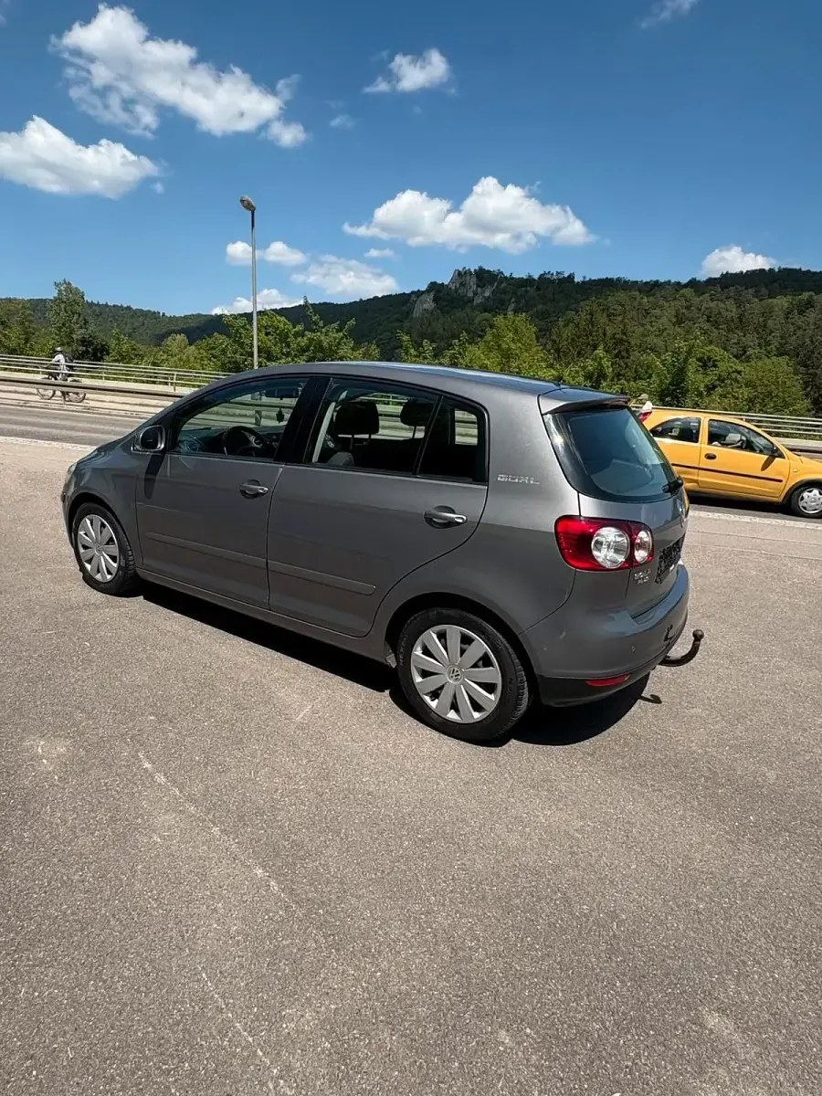 Gebraucht VW Golf IV 102 PS (75 kW) 2006 Silber Kleinwagen