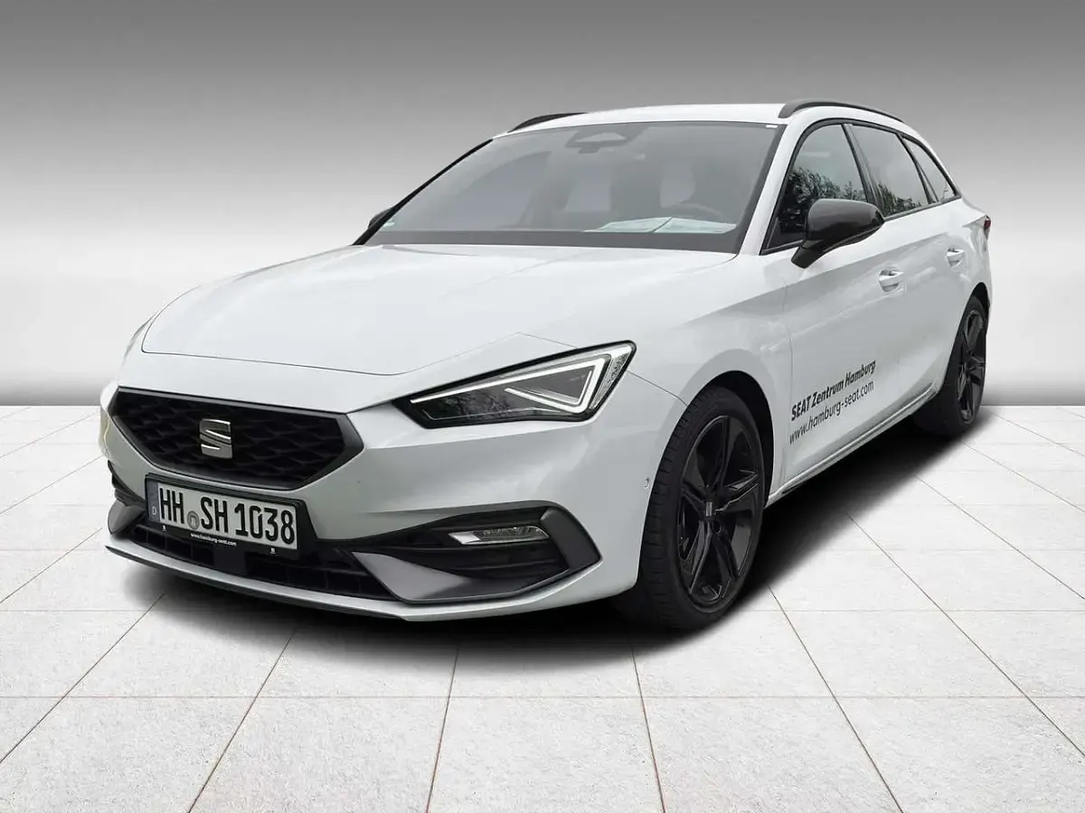 Gebraucht Seat Leon ST Black Edition 150 PS (110 kW) 2026 Glacial weiß metallic Kombi