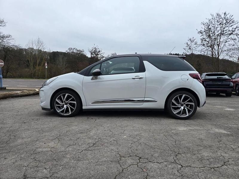Gebraucht Citroën DS3 Sport Chic 110 PS (80 kW) 2016 Weiß Kleinwagen