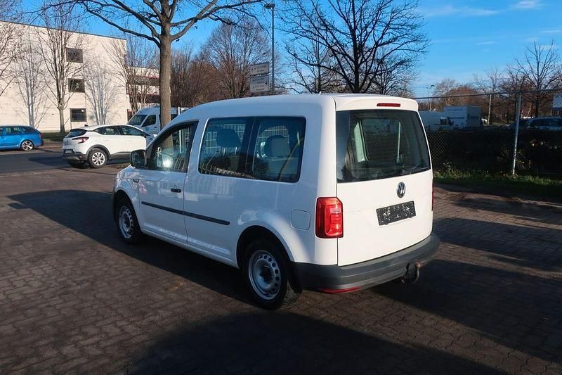 Gebraucht VW Caddy 102 PS (75 kW) 2017 Weiß Van / Kleinbus