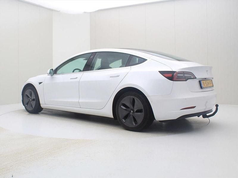Gebraucht Tesla Model 3 Standard Range 225 kW (306 PS) 2020 Weiß Limousine