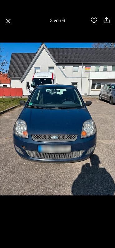 Gebraucht Ford Fiesta 68 PS (50 kW) 2008 Blau Kleinwagen