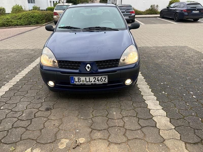 Gebraucht Renault Clio II Authentique 58 PS (42 kW) 2003 Limousine