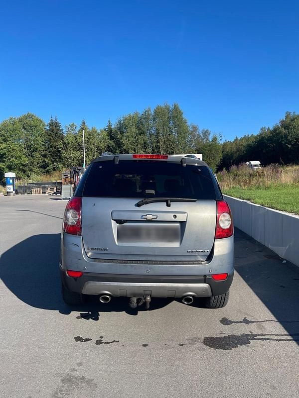 Gebraucht Chevrolet Captiva 184 PS (135 kW) 2012 Grau SUV