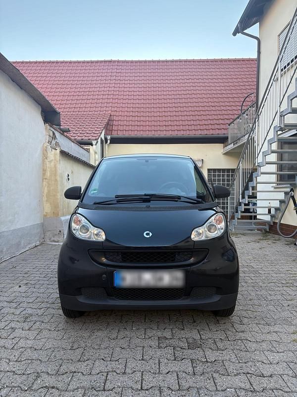 Schwarz Gebraucht 2011 Smart ForTwo Coupé Kleinwagen | 2.699 € (Fairer Preis) - Bild 1/4