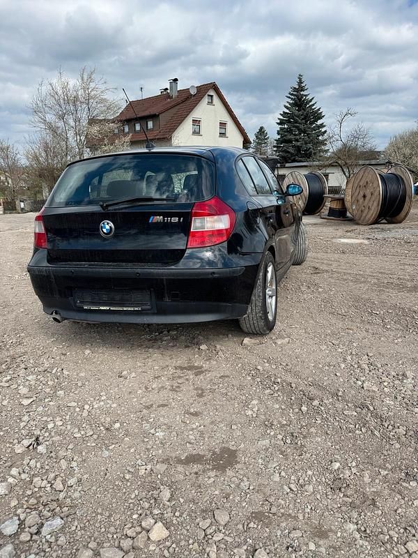 Gebraucht BMW 116 115 PS (84 kW) 2006 Schwarz Kleinwagen