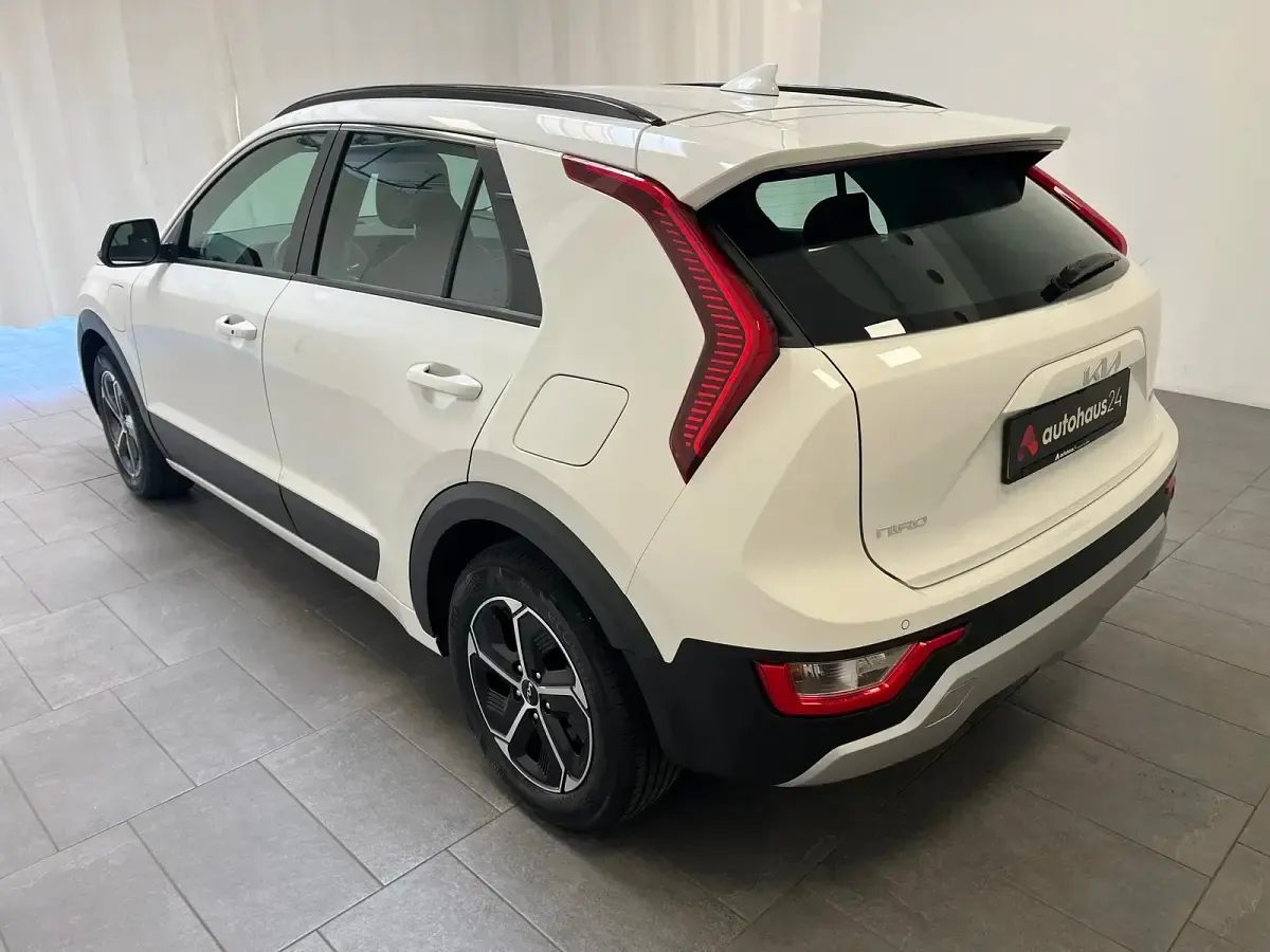 Gebraucht Kia Niro Edition 7 182 PS (133 kW) 2022 Weiß SUV