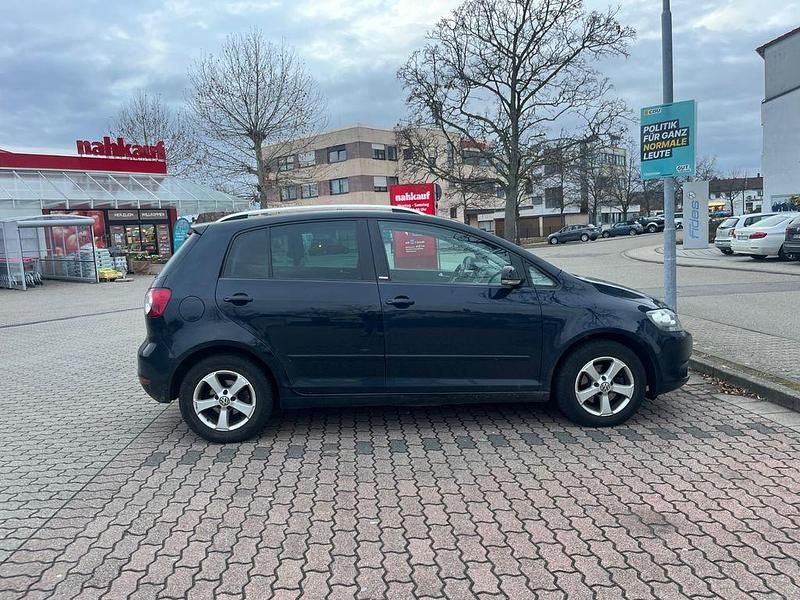 Gebraucht VW Golf Plus Cross Trendline 86 PS (63 kW) 2011 Blau Van / Kleinbus