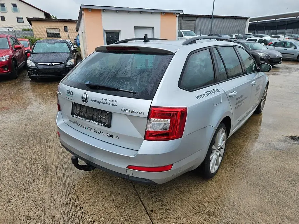 Gebraucht Skoda Octavia Joy 110 PS (80 kW) 2017 Silber Kombi