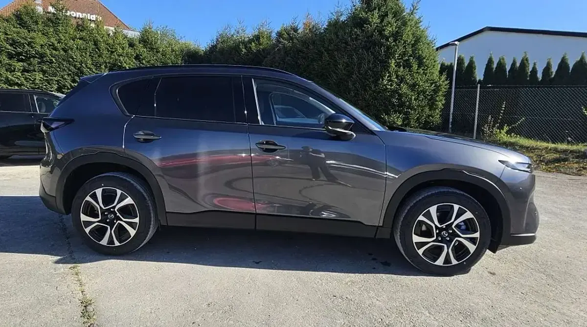Neu Mazda CX-5 Center-Line 141 PS (103 kW) 2026 Machine grey SUV