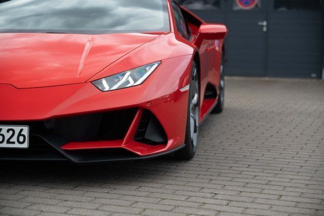 Usata Lamborghini Huracán 639 CV (469 kW) 2021 Rosso Coupé