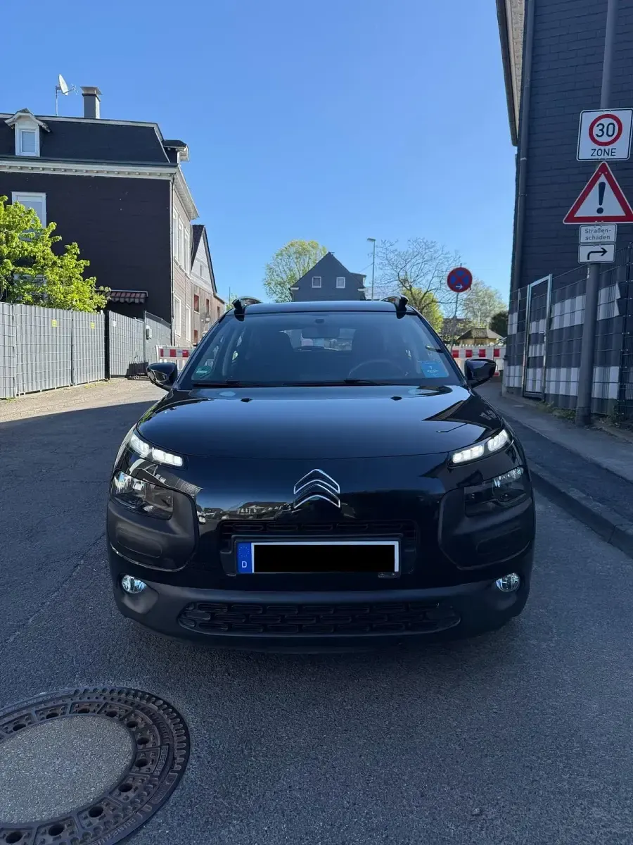 Gebraucht Citroën C4 Cactus 82 PS (60 kW) 2017 Schwarz Kleinwagen