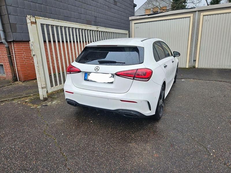 Gebraucht Mercedes A250 AMG 224 PS (164 kW) 2018 Weiß Limousine