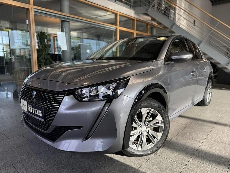 Grau Gebraucht 2021 Peugeot e-208 Allure Kleinwagen | 15.990 € (Fairer Preis) - Bild 1/4