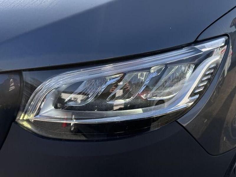 Gebraucht Mercedes Sprinter 170 PS (125 kW) 2023 Lackfarbe selenitgrau meta (metallic) Van