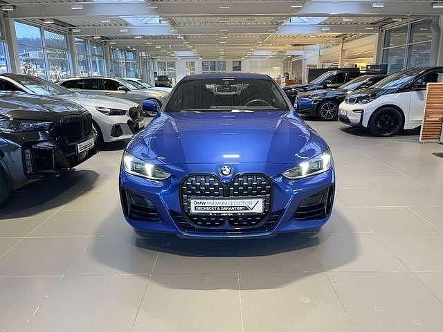 Gebraucht BMW 420 M Sport 184 PS (135 kW) 2024 Blau Coupé