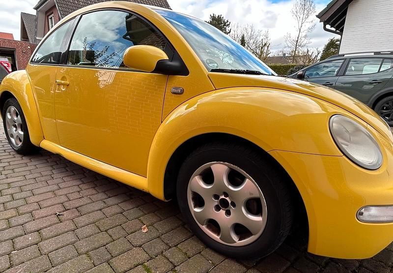 Gebraucht VW New Beetle 150 PS (110 kW) 2003 Gelb Kleinwagen
