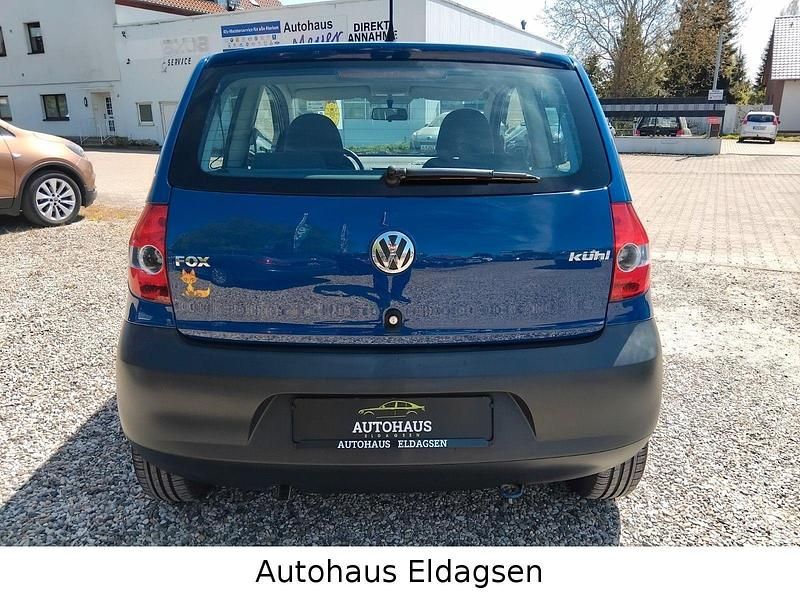 Second-hand VW Fox 54 CP (39 kW) 2010 Albastru Hatchback