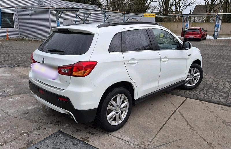 Gebraucht Mitsubishi ASX 150 PS (110 kW) 2010 Weiß SUV