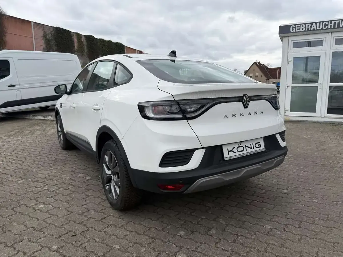 Gebraucht Renault Arkana Evolution 140 PS (102 kW) 2024 Weiß SUV