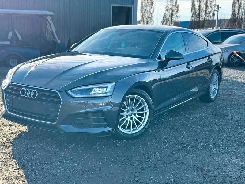 Gebraucht Audi A5 163 PS (119 kW) 2019 Grau Coupé