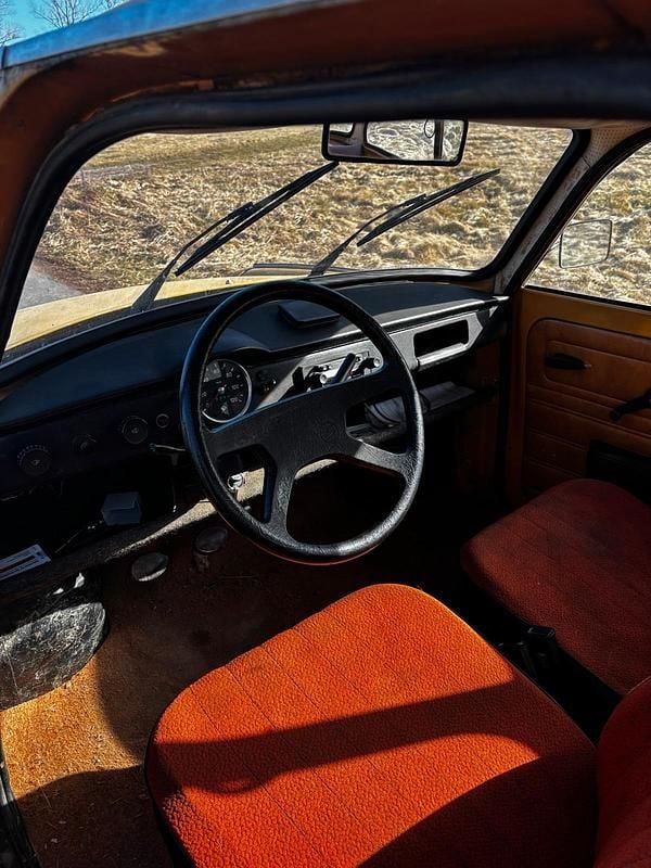 Gebraucht Trabant 601 26 PS (19 kW) 1976 Gelb Limousine