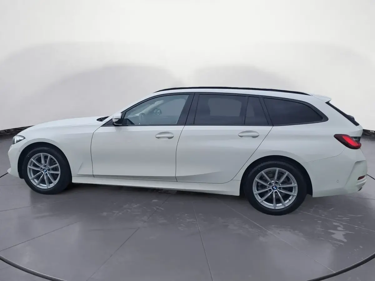 Gebraucht BMW 318 150 PS (110 kW) 2025 Kombi
