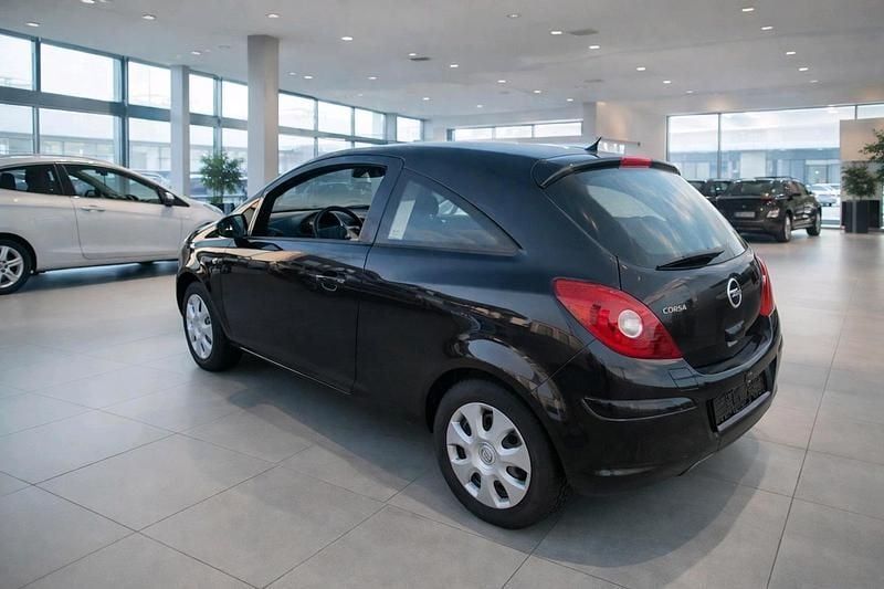 Gebraucht Opel Corsa 69 PS (50 kW) 2012 Schwarz Kleinwagen