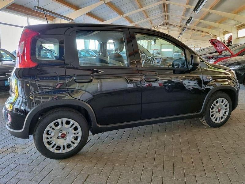 Gebraucht Fiat Panda 70 PS (51 kW) 2024 Schwarz Kleinwagen