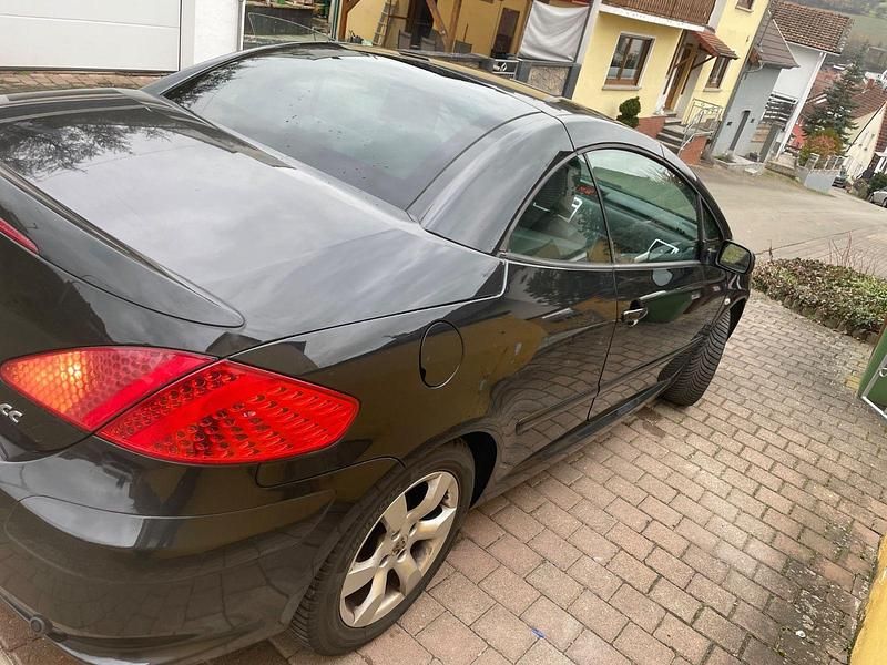 Gebraucht Peugeot 307 CC 140 PS (102 kW) 2006 Schwarz Cabrio