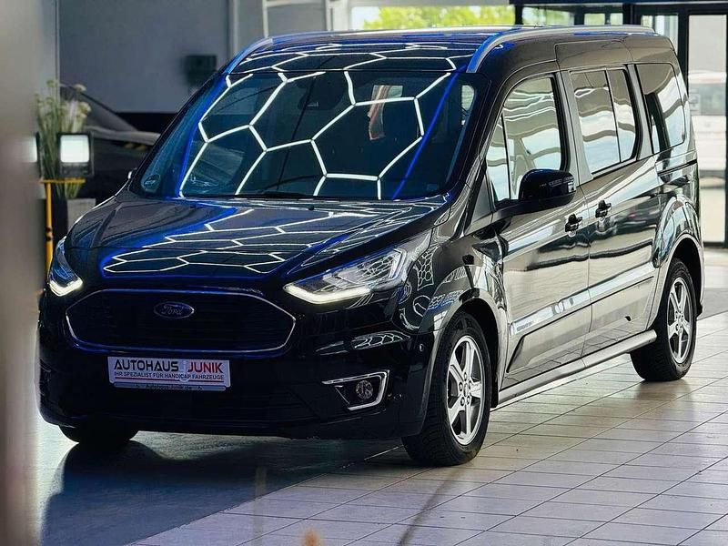Gebraucht Ford Tourneo Titanium 120 PS (88 kW) 2018 Schwarz Van / Kleinbus