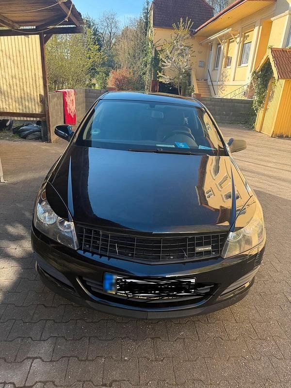 Usata Opel Astra 75 CV (55 kW) 2005 Nero Utilitaria