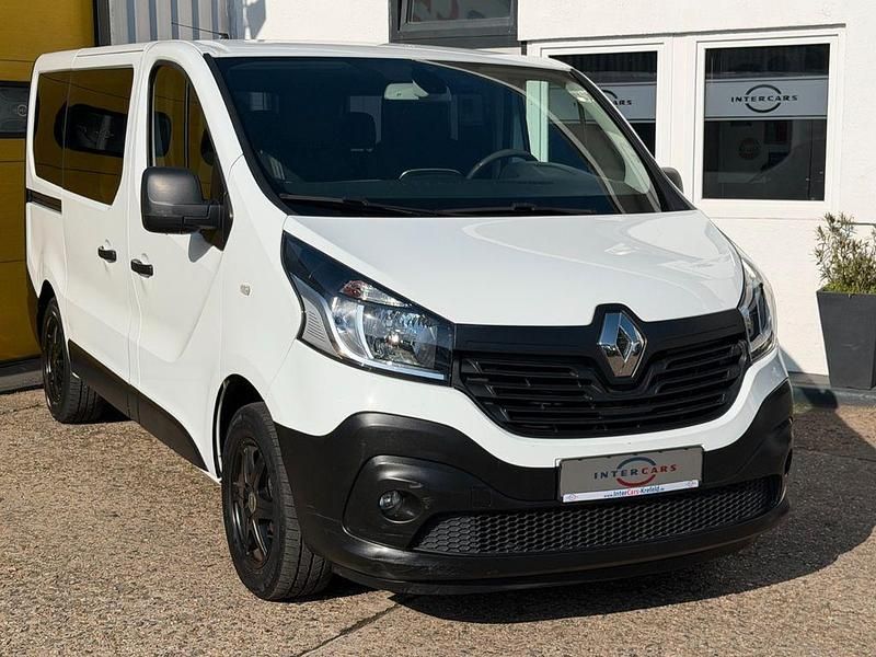 Gebraucht Renault Trafic Expression 125 PS (91 kW) 2017 Weiß Van / Kleinbus
