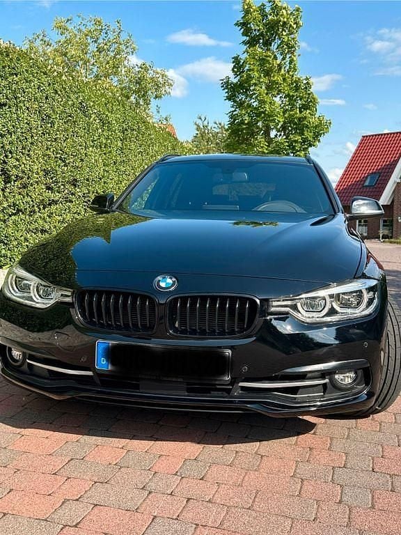 Schwarz Gebraucht 2017 BMW 325 Sport Line Kombi | 16.000 € (Guter Preis) - Bild 1/4
