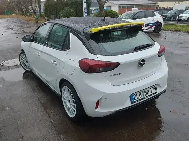 Occasion Opel Corsa-e Edition 100 kW (136 ch) 2020 Blanc Citadine