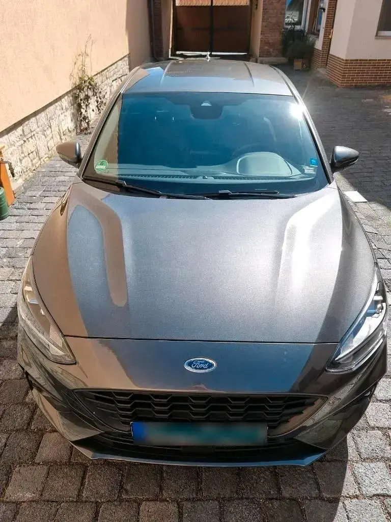 Gebraucht Ford Focus ST-Line 120 PS (88 kW) 2020 Grau Limousine