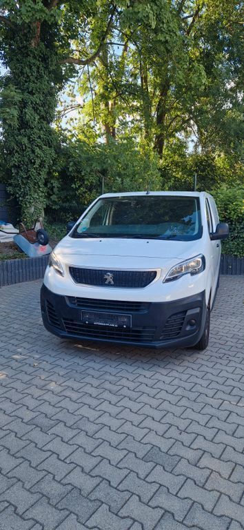 Weiß Gebraucht 2018 Peugeot Expert Van | 10.500 € (Guter Preis) - Bild 1/4