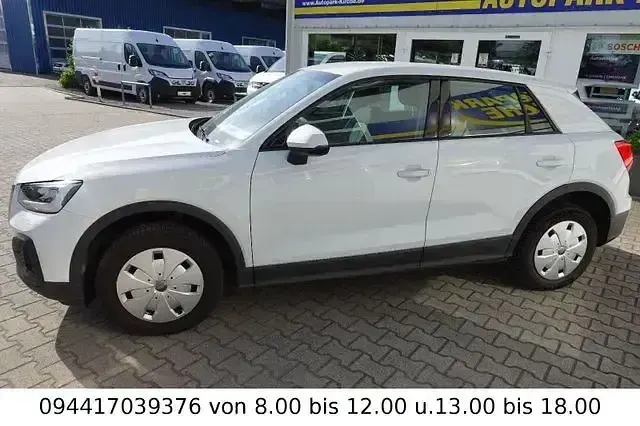 Gebraucht Audi Q2 Basis 116 PS (85 kW) 2022 Weiß SUV
