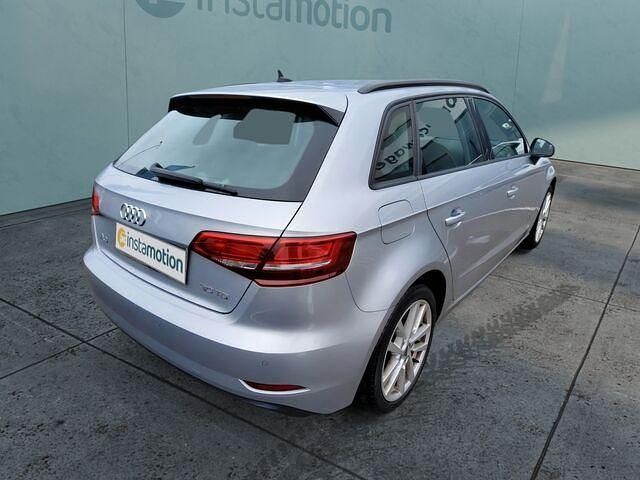Gebraucht Audi A3 116 PS (85 kW) 2019 Silber Limousine
