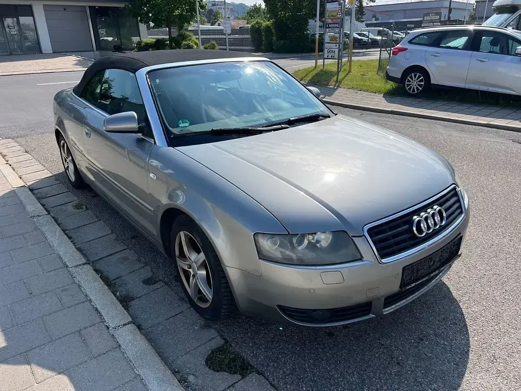 Gebraucht Audi A4 Cabriolet 163 PS (119 kW) 2004 Grau Cabrio