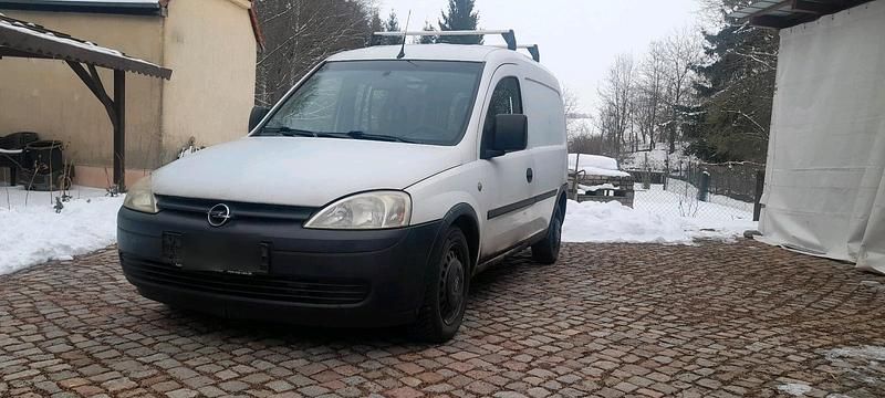 Gebraucht Opel Combo 75 PS (55 kW) 2006 Weiß Van / Kleinbus