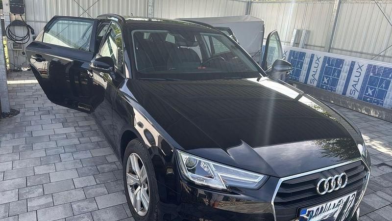 Gebraucht Audi A4 150 PS (110 kW) 2017 Schwarz Kombi