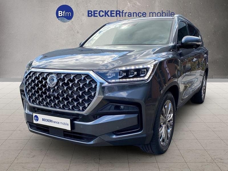 Marble grey Neu 2025 Ssangyong Rexton SUV | 48.590 € - Bild 1/4