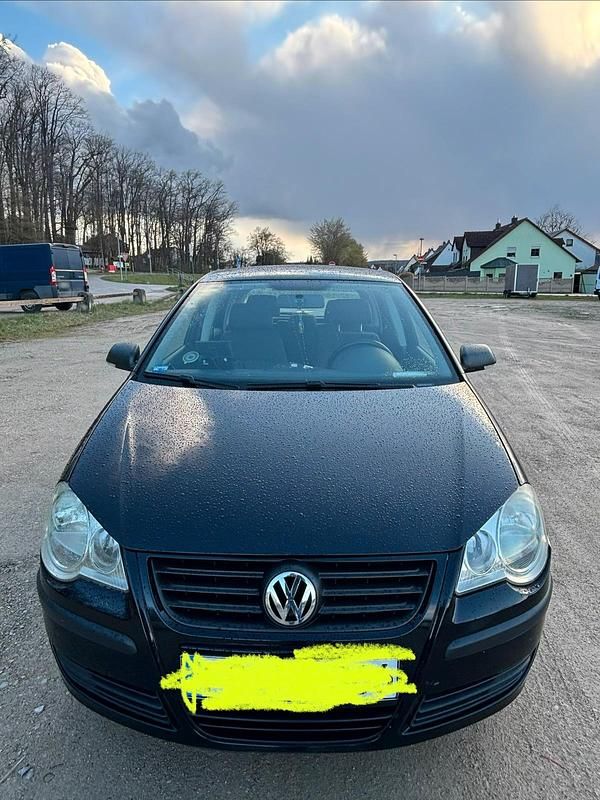 Gebraucht VW Polo 66 PS (48 kW) 2009 Schwarz Kleinwagen