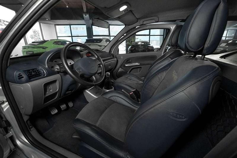 Usata Renault Clio 224 CV (164 kW) 2003 Argento Utilitaria